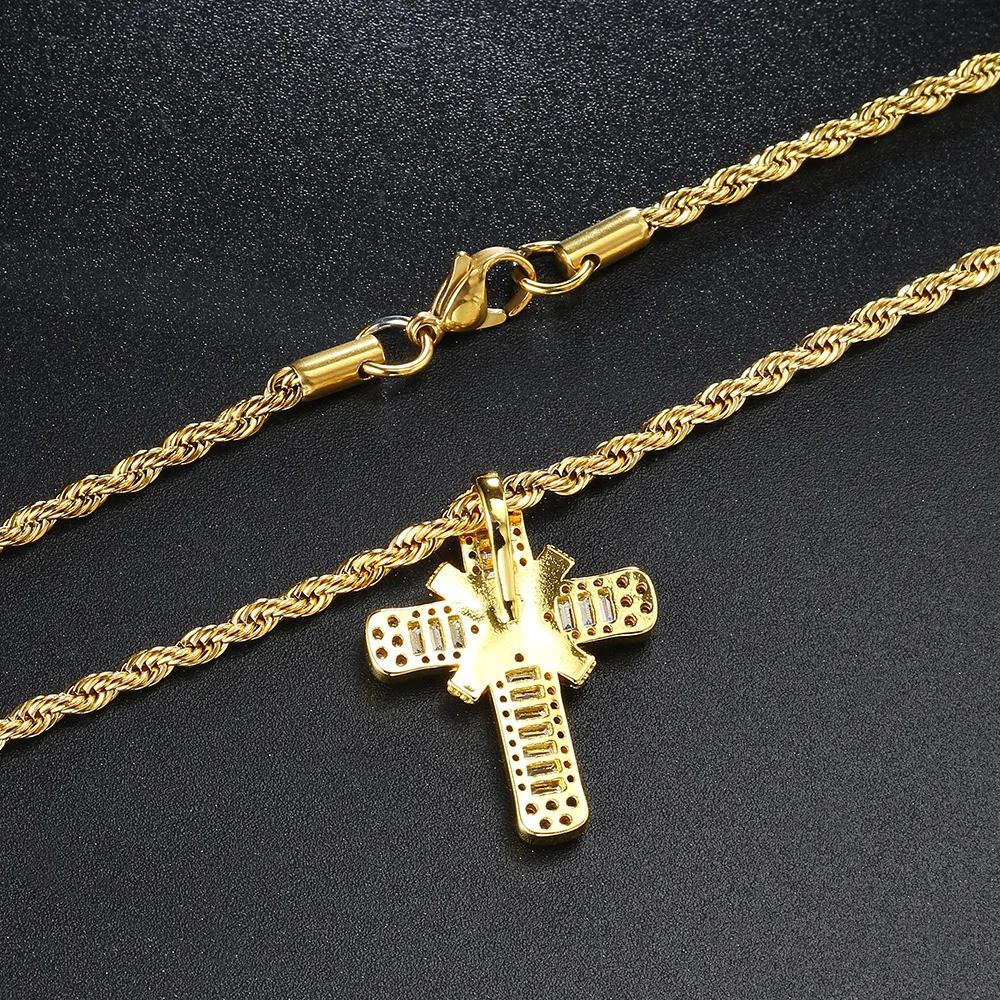 Ciondolo Croce Ghiacciata Con CZ – Placcato Oro 14k – Catena Corda 20'' – Collana Unisex Hip Hop