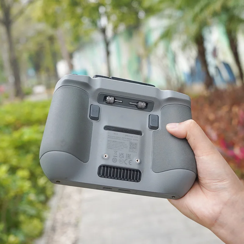 Joystick de rechange pour télécommande DJI RC/RC2, compatible Avata 360, Mini 4 Pro, Air 3S, Mavic 4 Pro, installé sur la télécommande, prêt à l'emploi.