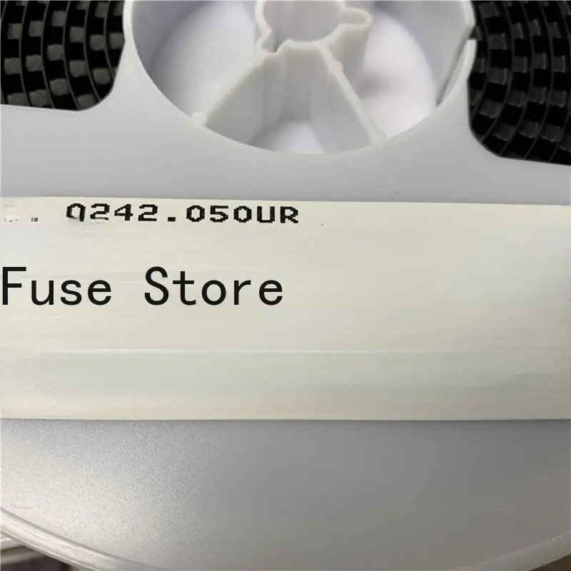 

1PCS Ceramic Fuse Tube 0242.050ur0.05a 50ma220v Original 3.02*8.4mm