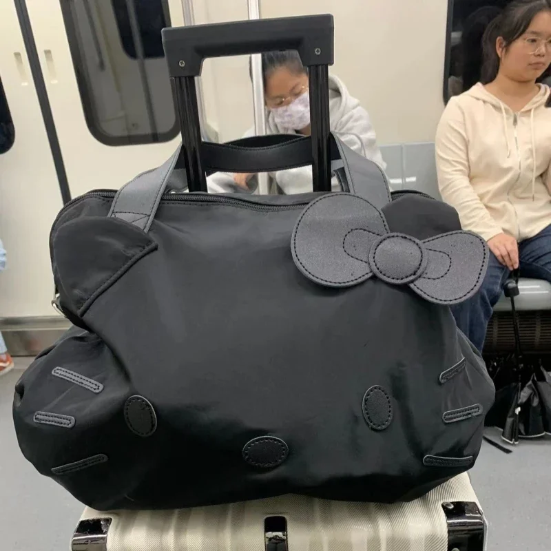 

Sanrio Hello Kitty Luggage Bag 2024 New Large Capacity Shoulder Bag Cute Girl Travel Handheld Tote Bag Kawai Decor Birthday Gift