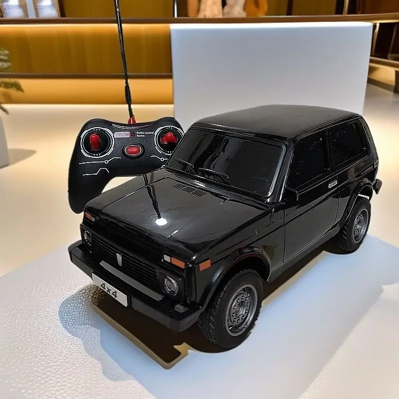 1:12 Simulation Russian Niva Off-Road Vehicle Remote Control Car Toy Charging Lada Pickup Truck Car Model Kids Adult Gift Toy 5