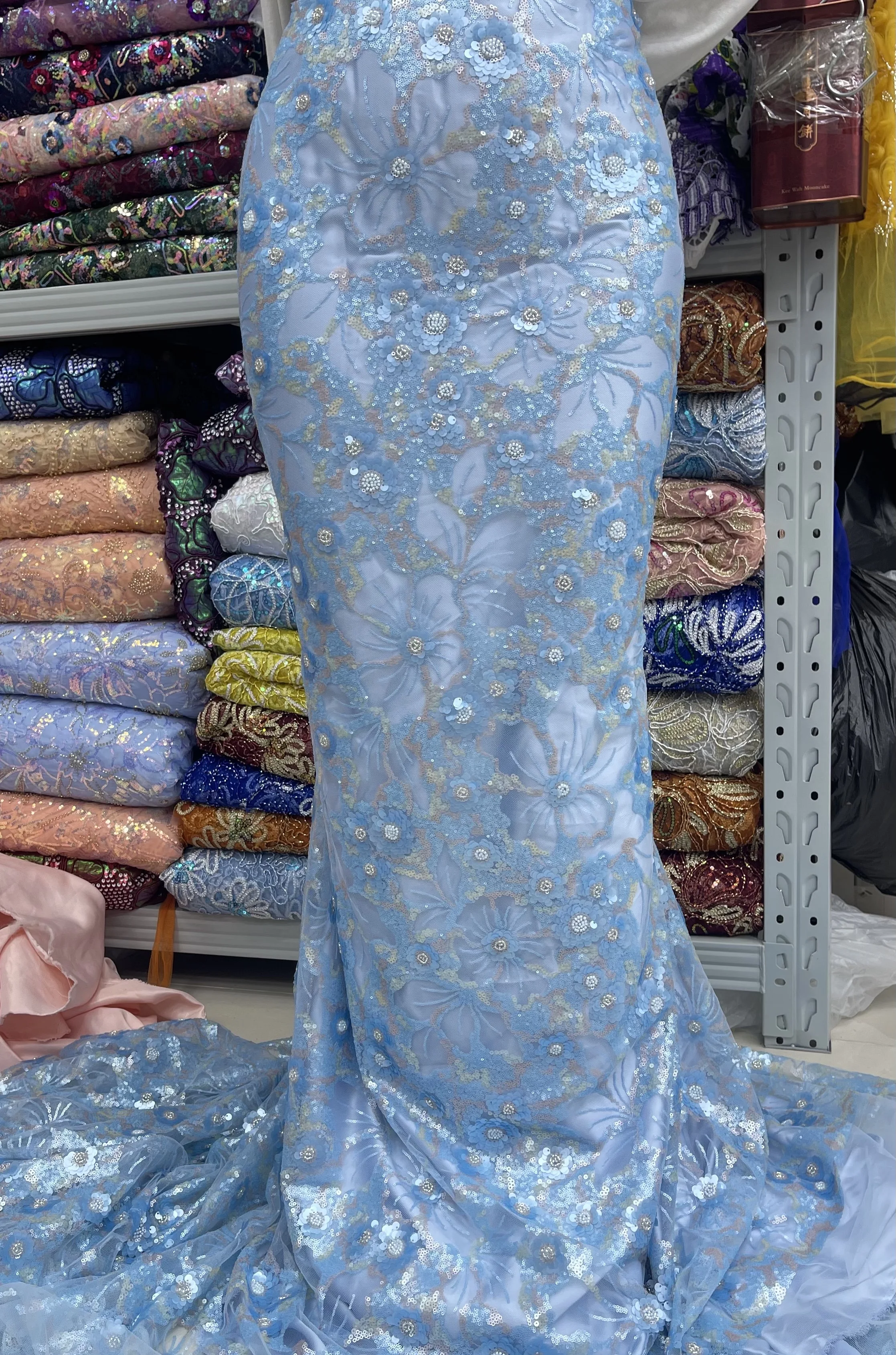 

Beaded Lace Fabric Luxury Sequins Nigerian Lace Fabric 2023 High Quality Lace French for Wedding Dress