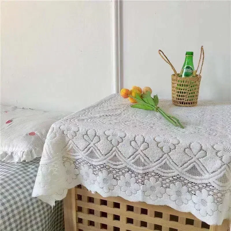 레이스 식탁보, 흰색 침대 옆 행 프레임, 커버 천이 있는 커피 테이블, 작은 신선한 사각형 스톨 식탁보 QDAN450