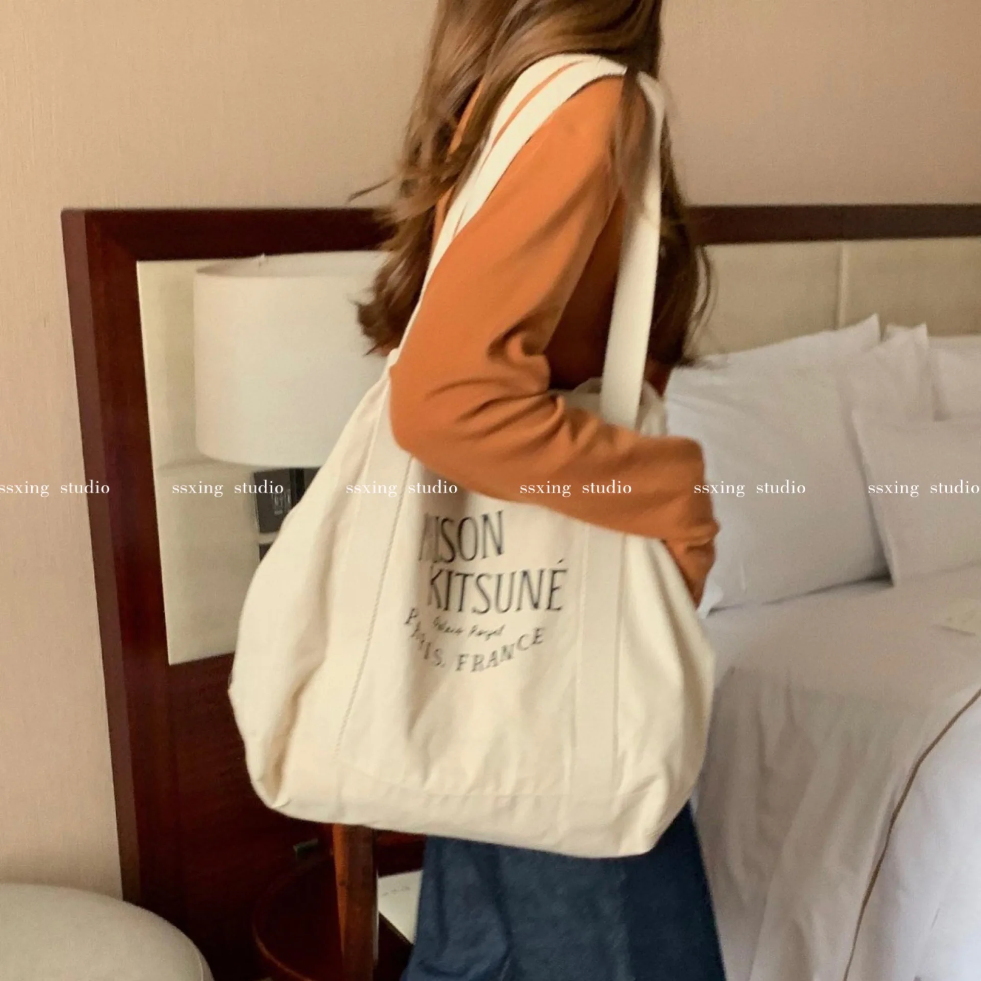 

Super chunky fabric South Korean Instagram blogger the same simple letter canvas bag tote bag casual
