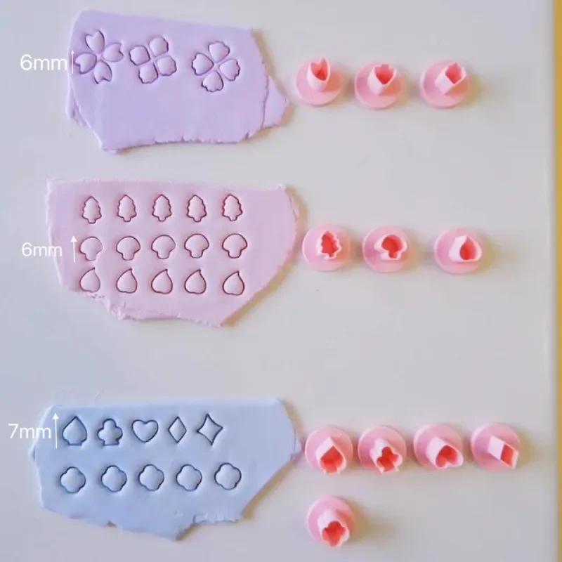 22pcs Mini Clay Cutters Holly Leaves Leaf Flower Lightning Moon Tree Heart Making Molds for DIY Earrings Pendant Decoration