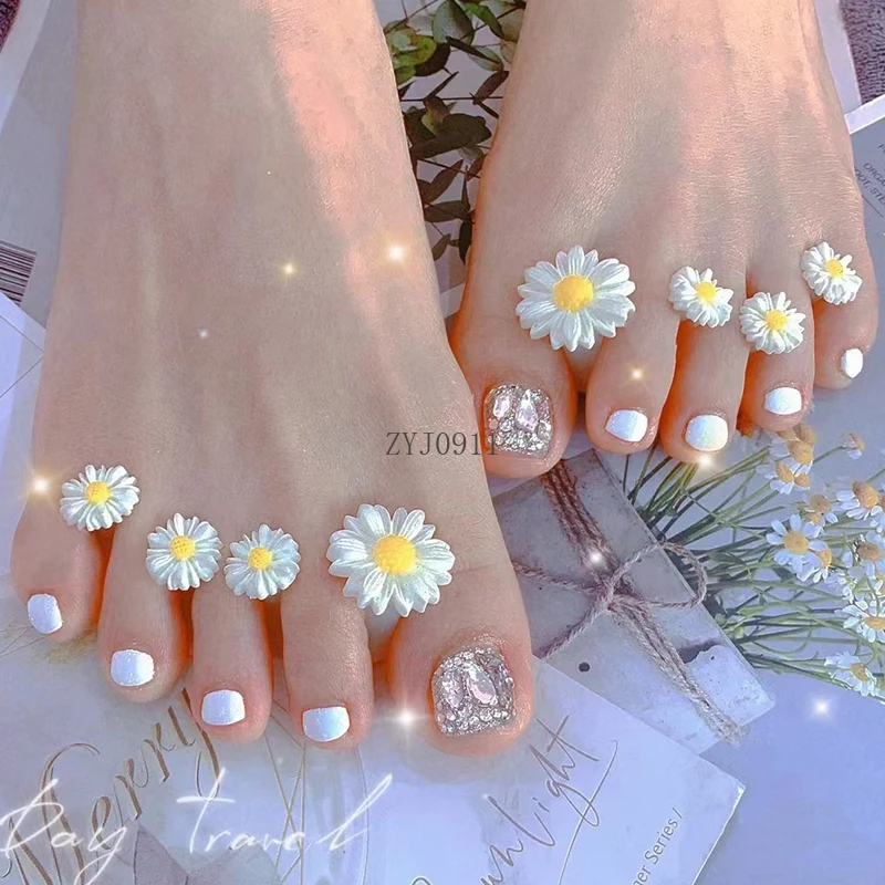 *Nail Art Tools Silicone Toe Splitter Toe Isolation Separate Reuse Daisy Pearl Cartoon