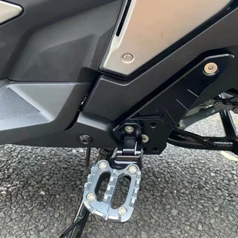 MTKRACING Aluminum Alloy Rear Pedal Foot Stand Folding Footrests Passenger Foot Pegs For HONDA XADV 750 XADV750