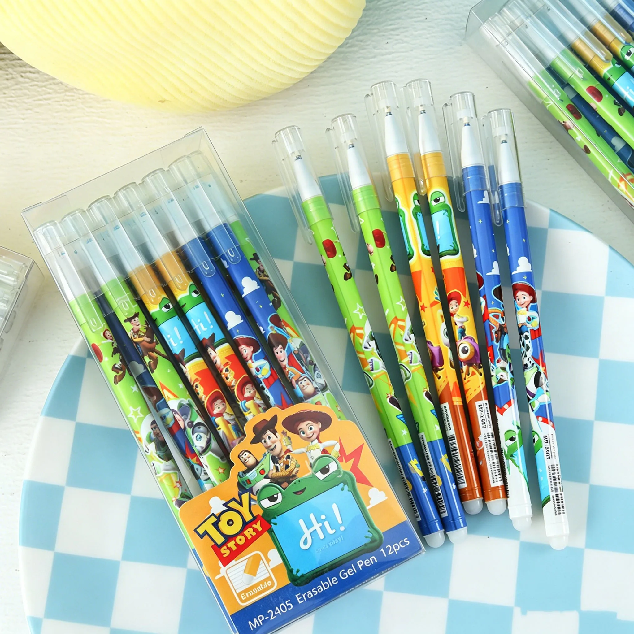 Set di 6/12/24 Penne Gel Cancellabili Toy Story, Inchiostro Blu, Punta Fine 0.5mm, per Studenti, Ufficio, Scuola, Regalo di Compleanno - immagine 2