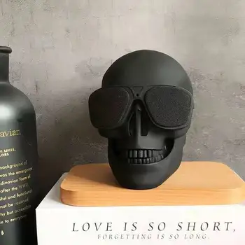 Skull Bluetooth Speaker 1