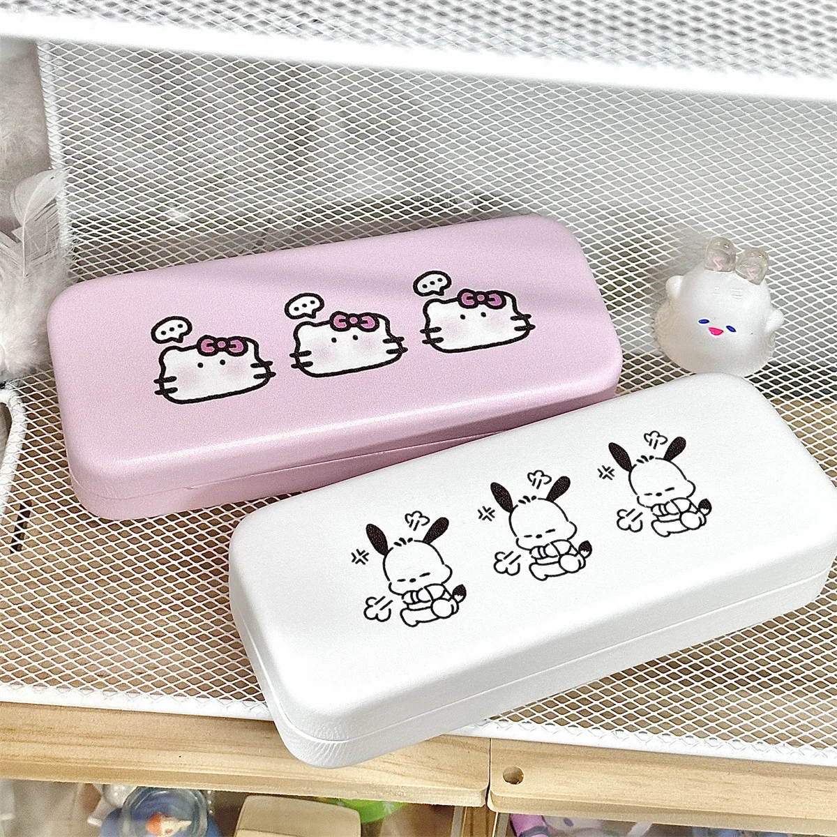 

Новинка Чехол для очков Sanrio Pachacco мультяшный милый Футляр для солнцезащитных очков для студентов кожаный квадратный футляр для хранения очков с защитой от давления
