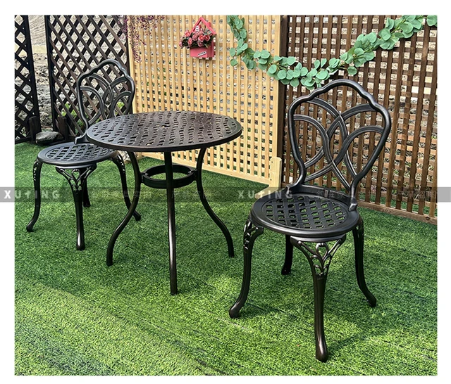 Metal Garden Furniture Wooden Slats Seat and Backrest Outdoor Dining Chairs  - China Outdoor Furniture, Garden Furniture