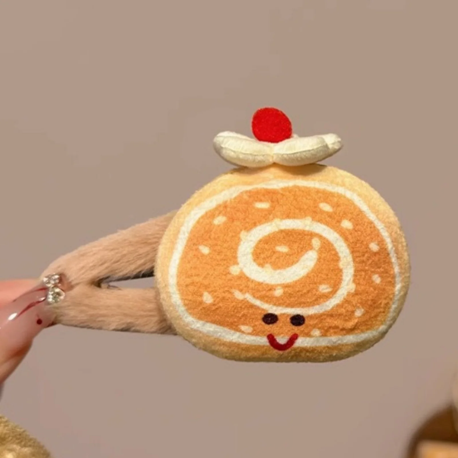 1/4PCS Plush Food - Themed Hair Clips Set, 4- Piece Bread, Burger & Pastry Designs, Cute Hairpins for Kids' Hairstyles