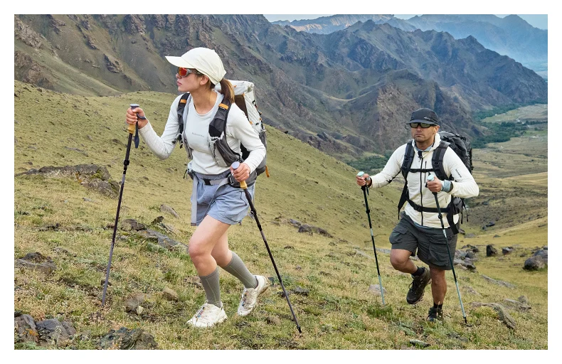 Naturehike Climbing Poles Lightweight 5-Section Carbon Fiber Folding Trekking Pole Hiking Walking Stick Light Trail 5-EXT Cane