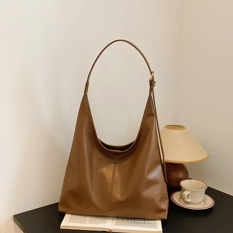 Vintage Chic Leather Tote Bag - Large Capacity Shoulder Handbag