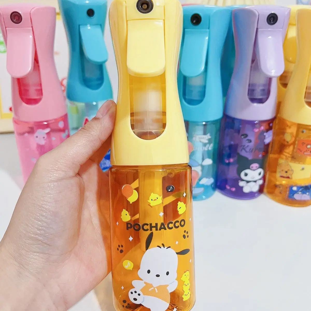 新品 ハローキティ スプレーボトル 霧吹き キティ 積水化学工業 新品 ハローキティ スプレーボトル 霧吹き キティ 積水化学工業