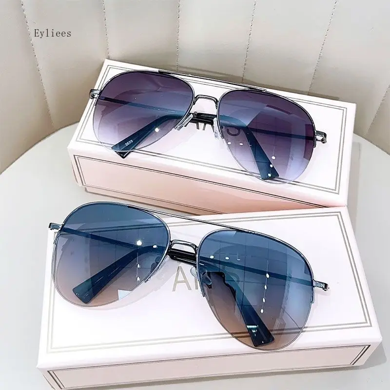 Fashion Gradient Sunglasses for Men Big Frame Pilot Sun Glasses Brand Design Anti-reflective Lunette De Soleil Homme UV400 Polarized Sunglasses