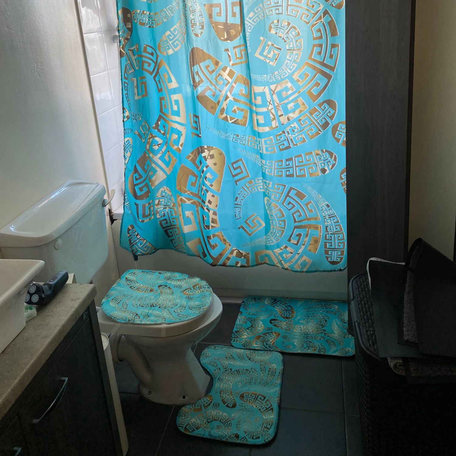 3D Luxury Black Gold Greek Key Meander Bathroom Curtains Shower Curtain Set for Bathroom Modern Geometric Ornate Bath Rug Decor shower curtains