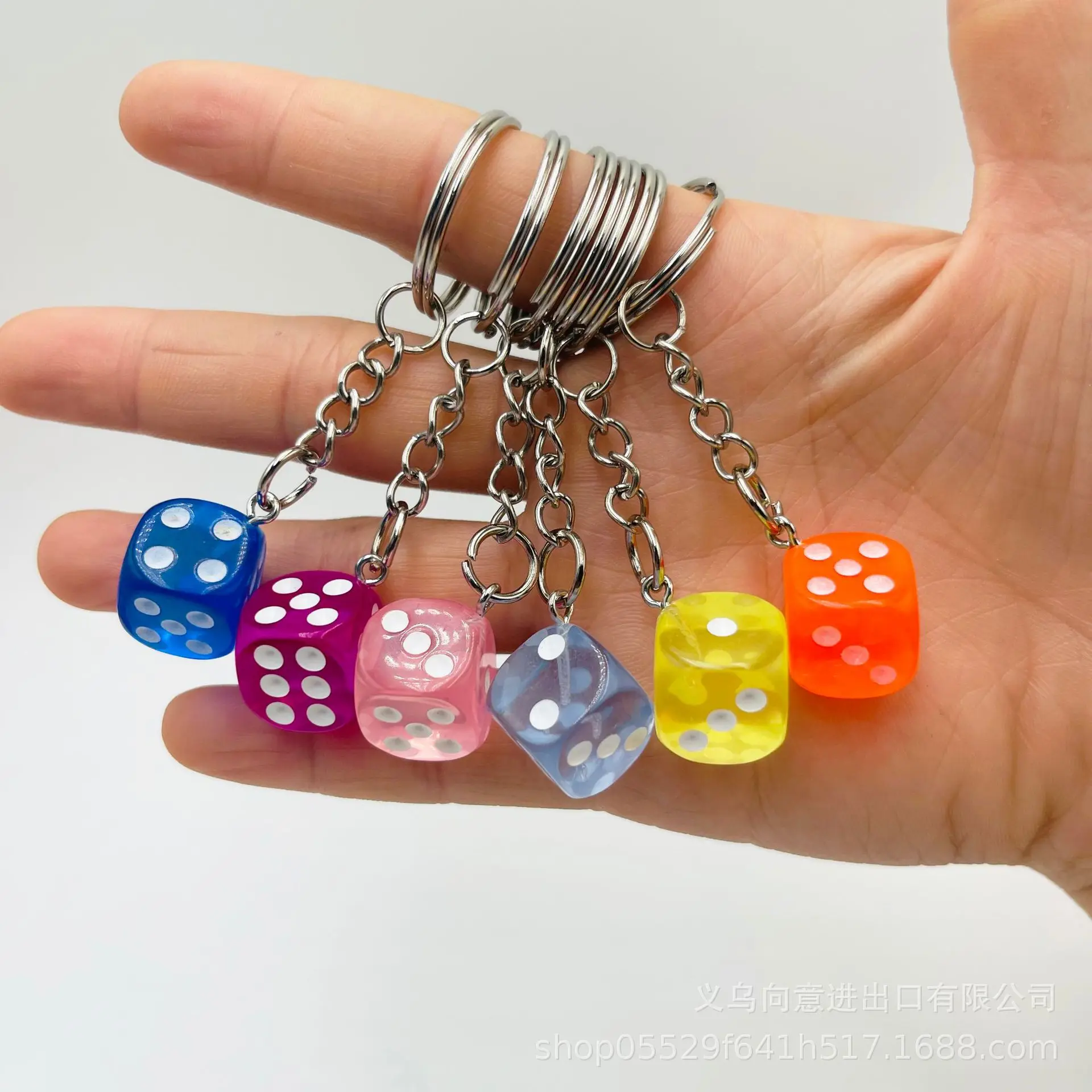 3D Resin Dice Keychain 2025 - Colorful Game Pendant, Creative Mini Cube Backpack Charm for Gaming Activity Gift