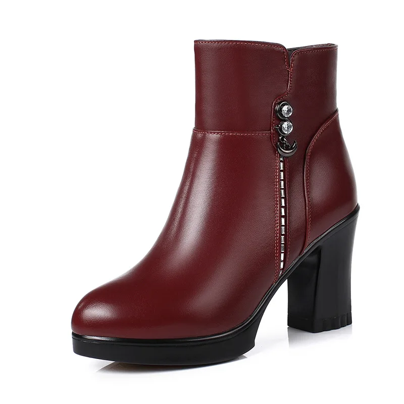

2022 New Autumn and Winter Boots Women Retro Elegant Rhinestone Cow Leather Shoes Woman Non-slip Comfort Warm High Heel Shoes