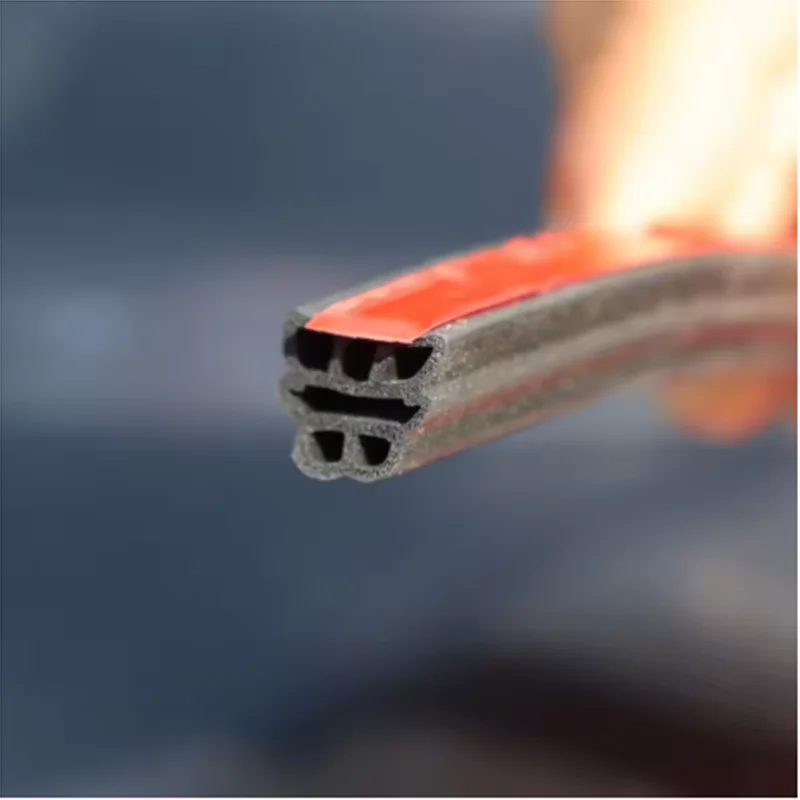 Triple-Layer Soundproof Door Seal Strips for Cars - Weatherproof Rubber Strips (Multiple Lengths Available)