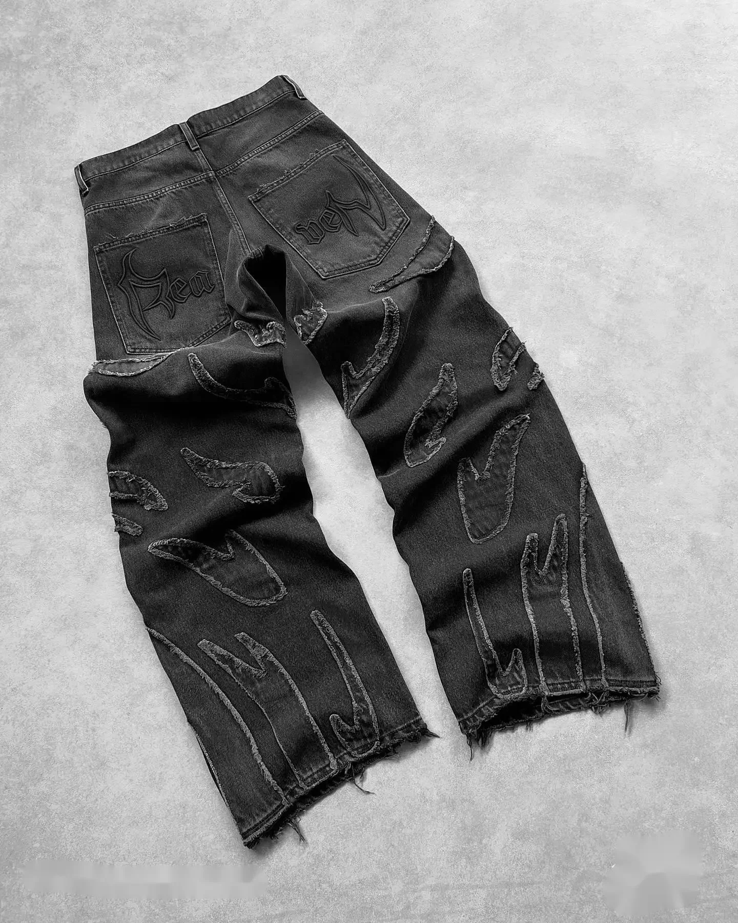 Y2k Harajuku Retro Black Baggy Jeans for Men Raw Edge Embroidery Jeans Vintage Pattern Patchwork High Waisted Wide Denim Pants