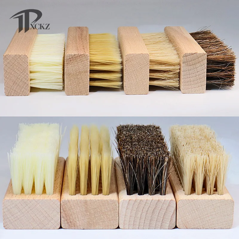 

Щетка с деревянной ручкой для чистки обуви