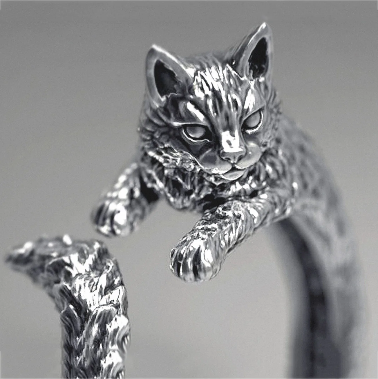 Anello a forma di gatto vintage ma nuovo/retrò, finitura satinata, fascia regolabile in argento - Italia