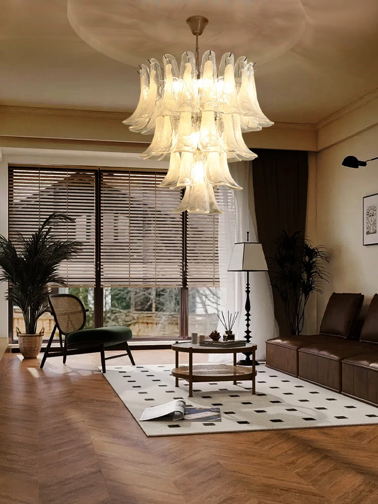 エレガントなクリスタルシャンデリア 5灯 エレガント クリスタルシャンデリア 5灯