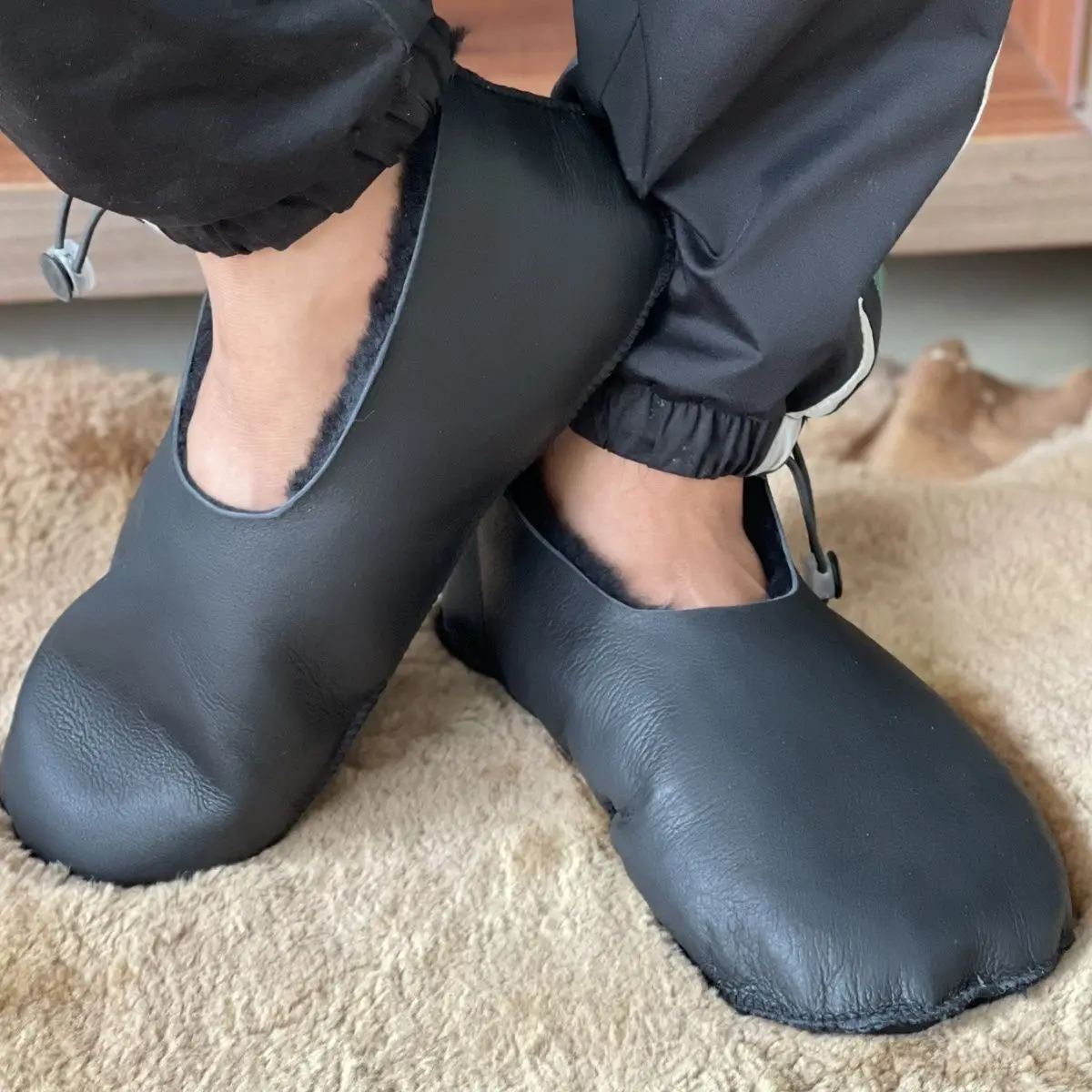 1Pair New Arrived Fashion Warm Antiskid Thick Home Floor Socks Woman Warm Slippers Solid Color Sock Bedroom Shoes Men Slippers