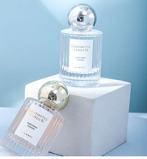 Die Online-Live-Übertragung von Prominenten empfiehlt das Explosive Dew Lanzi Secret Garden Lady-Parfüm, einen anhaltenden Duft, eine frische und kleine Gruppe von Studenten_voghion.com