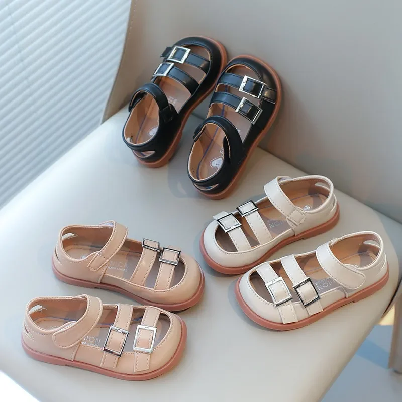 Girls Half Sandals 2024 Spring Summer Fashion New Kids Summer Shoes Leather with Metal Buckles Cut-outs Breathable Popular Soft 2