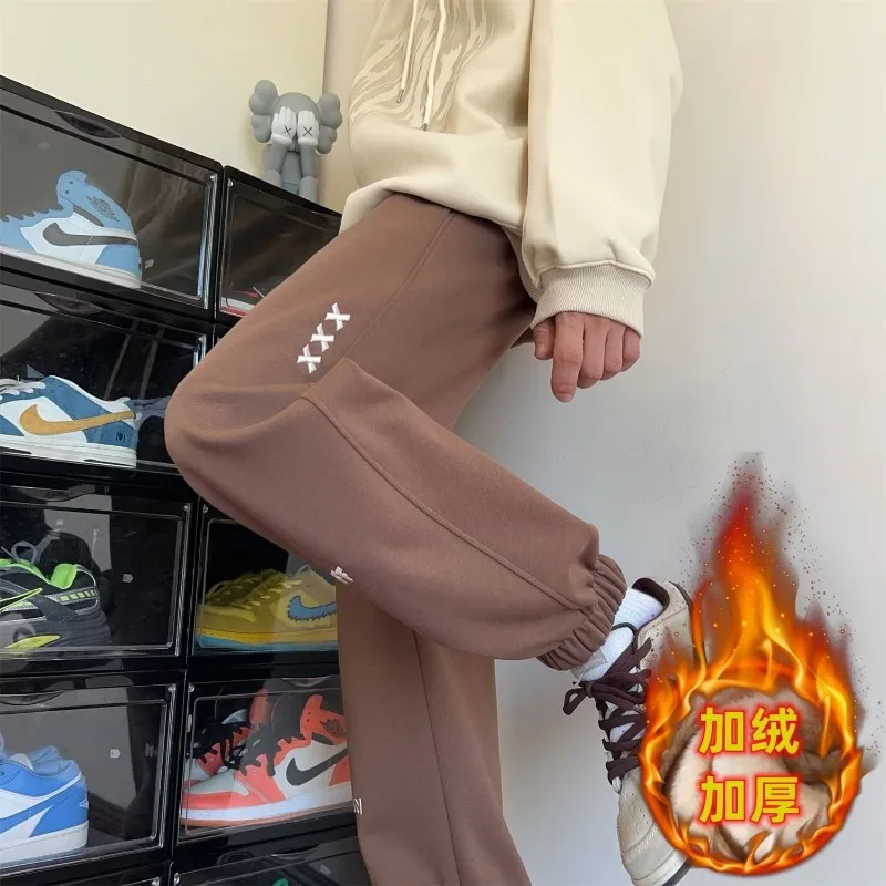 Winter Thickened Fleece Men's Pants Warm Casual Embroidery Letter Fleece Liner Thick Trousers Outdoor Thermal Warm Sweatpants 4
