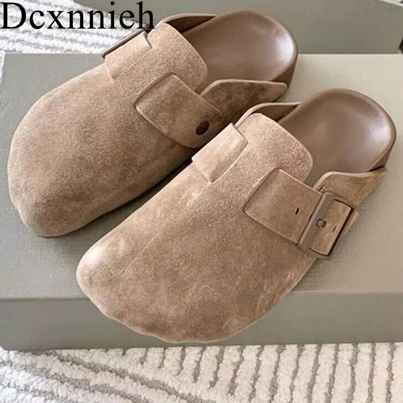 

New Cow Suede Belt Buckle Decor Thick Heels Slippers Closed Toe Solid Color Mules Winter Outwear Holidays Lazy Slipper Unisex