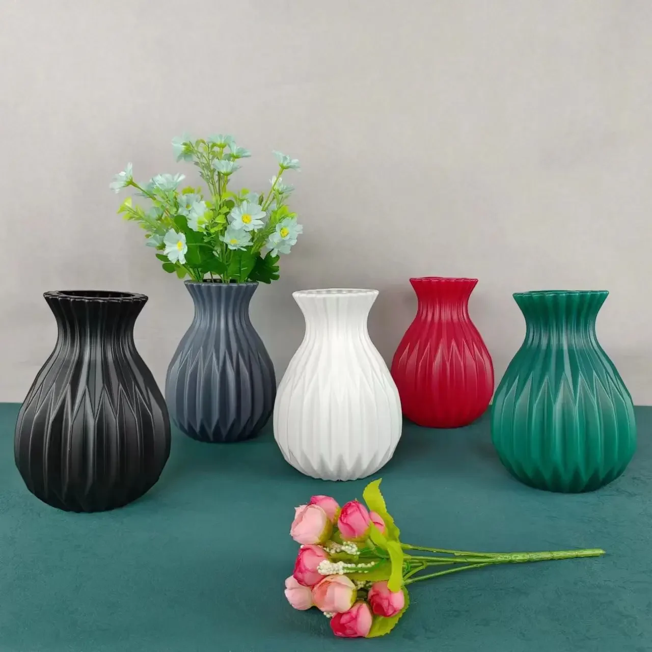 1pcs Nordic Flower Vase Imitation Ceramic Plastic Flower Vase Living Room Desktop Decoration Wedding Centerpiece Arrangement 2