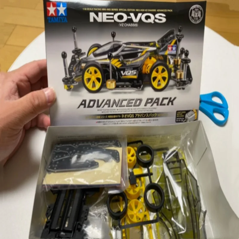 Tamiya 95598 Neo-Vqs (Telaio Vz) Nero Trasparente Conqueror Advanced Pack 1/32 Mini Modello Di Auto 4Wd