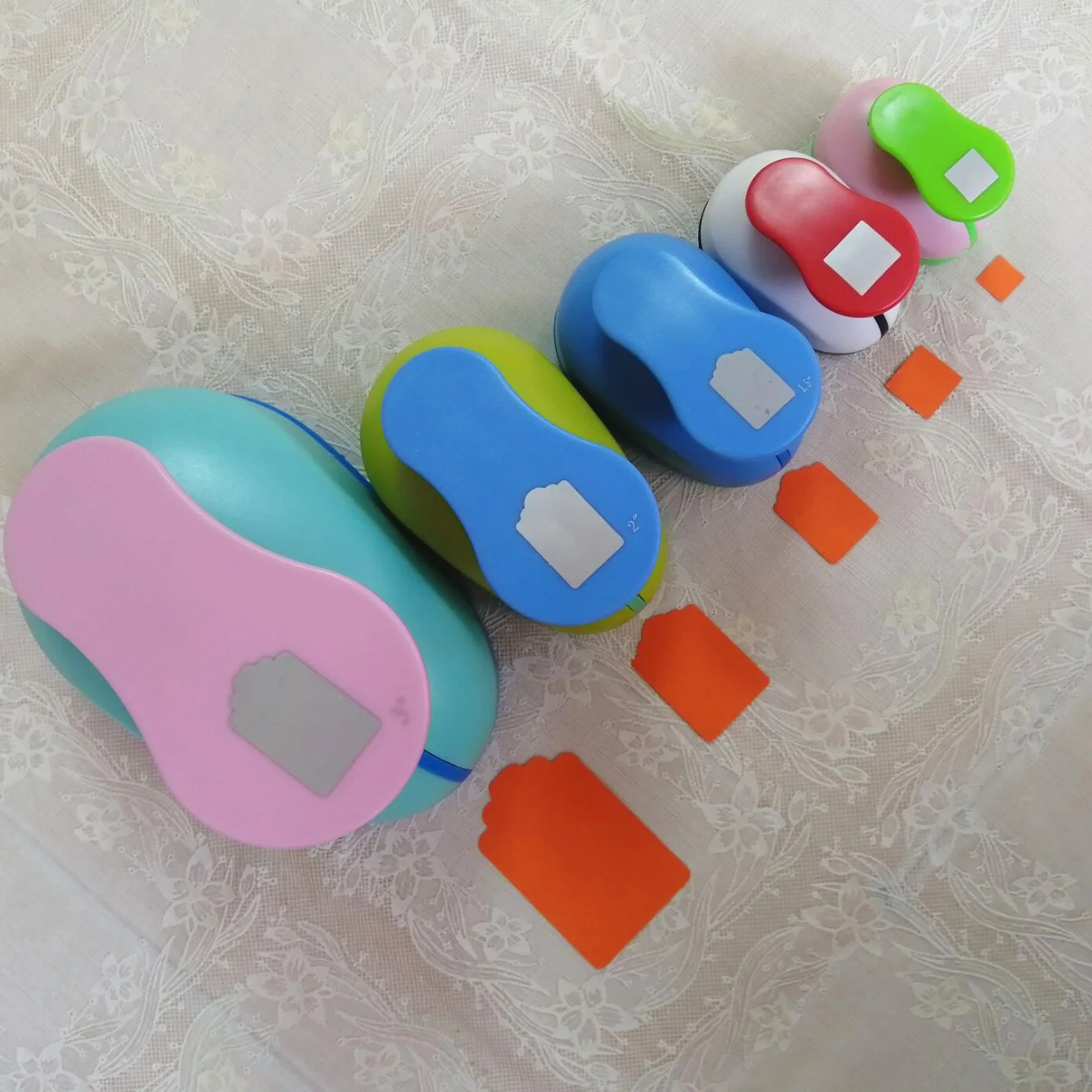 Tag Cutter Hole Punch Kid Child Paper Scrapbook Tags Cards Craft