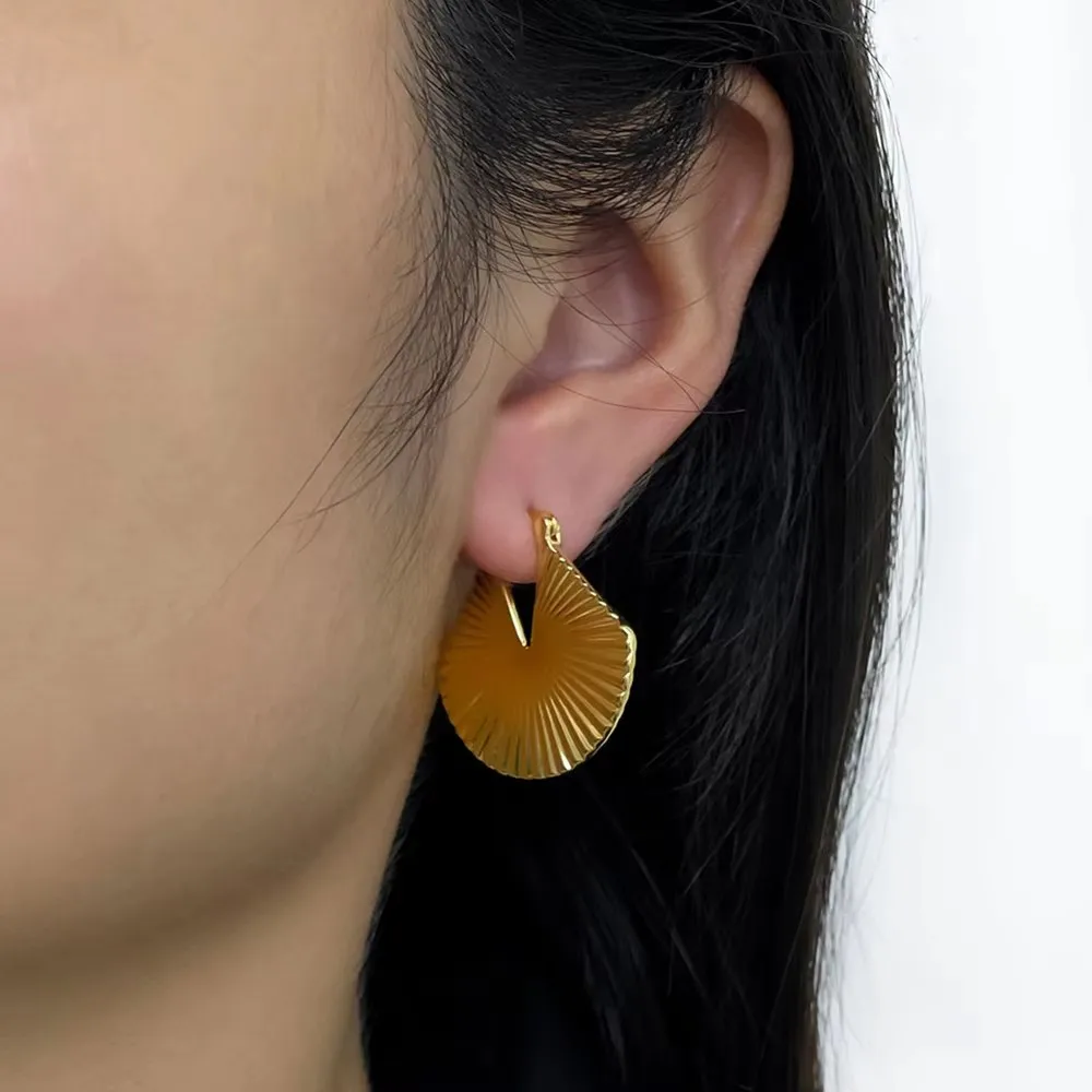 Light Luxury French Gold Color Flower Studs Snail Shell Ear Hoops Stainless Steel Fan-shape Zircon Texture Stud Earrings Jewelry