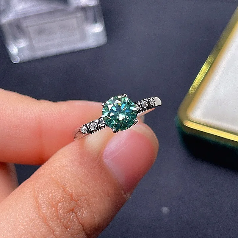 

Authentic S925 Sterling Silver Green Moissanite with GRA Certificate Women Fashion Ring 1 Carat 100% Pass Diamond Test Pen