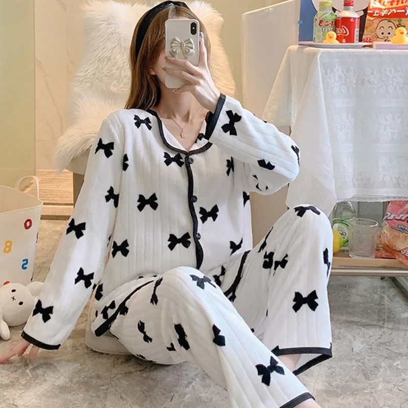 Winter cardigan thickened warm flannel pajamas for women cute and sweet long sleeved small lapel set coral velvet home wear