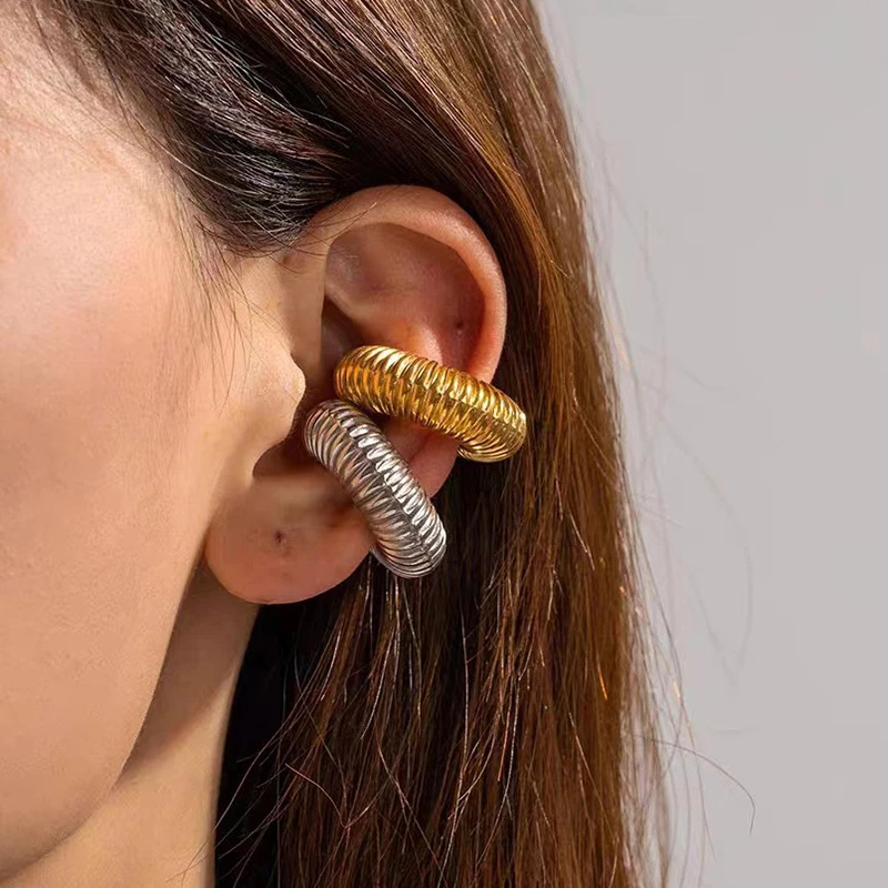 Extra Large Ear Cuff Texture Hammered Twist Lightweight Clip on Earrings for Women Stainless Steel Fake Piercing Ear Clips 1pair 6