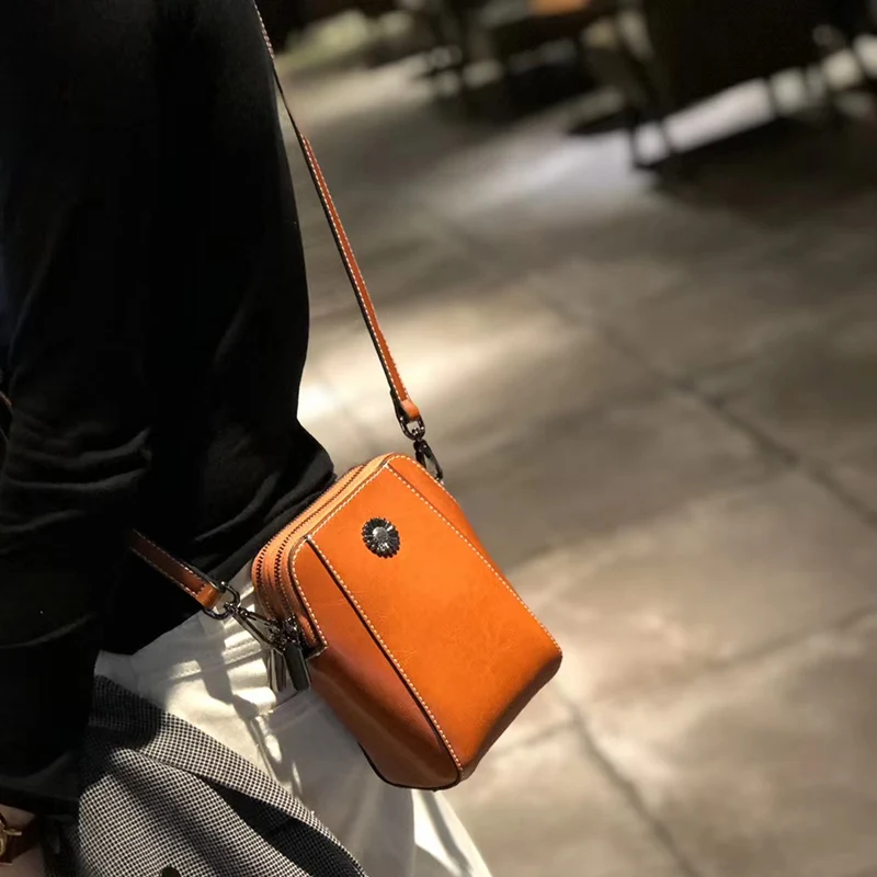 2024 New Women Mini Bag Lady Mobile-phone Cross-body Shoulder Bag Retro Oil Wax cowhide Split Leather Lightweight Messenger