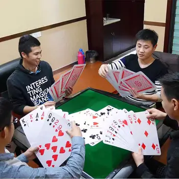 Jumbo di grandi dimensioni 4 volte più grandi giochi di carte da poker per adulti bambini Juegos De Mesa Familiares Divertidos Partyspiele