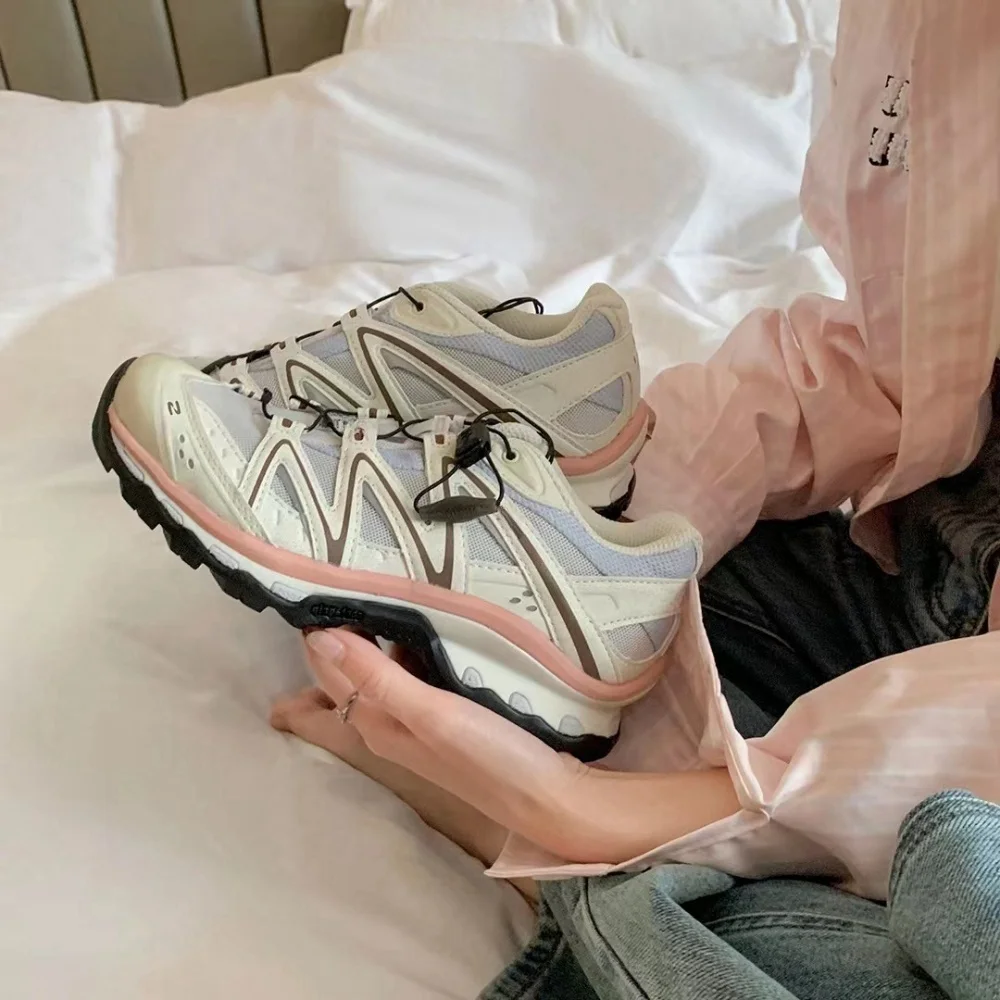 Retro Outdoor Mountaineering Breathable Sports Shoes Women's Casual Running Shoes Elevated Thick Sole Shoes