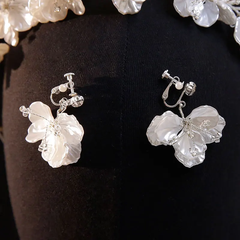 Exquisite White Shell Flower Hair Hoop Set Exquisite Bride Hair Bands Shell Headpiece Wedding Accessories hair accessory hair headdress bridal headwear