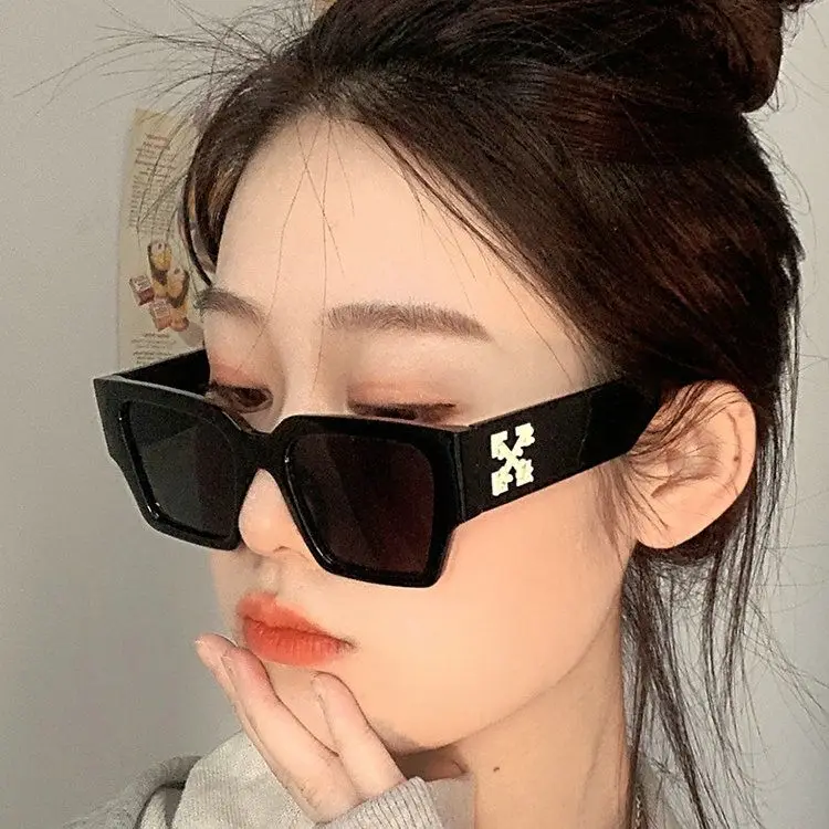 

2023 New Trend Fashion Snowflake Square Sunglasses Men and Women Sunglasses Street Shooting Hip Hop Sunglasses Mens