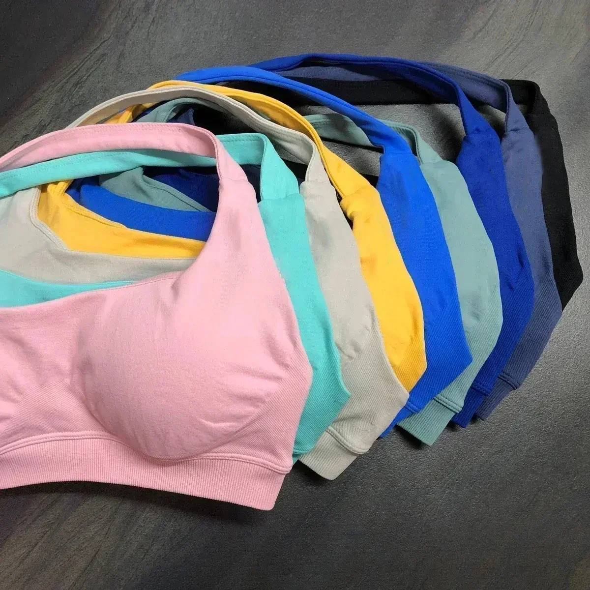 Description Picture 3 of itemImpact Sports Bra for Women Seamless Halter Bra Sexy Open Back Yoga Top Bras Workout Strappy Gym Crop Top Padded Sportswear