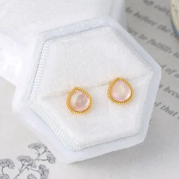 Pendientes románticos con forma de gota de agua 2
