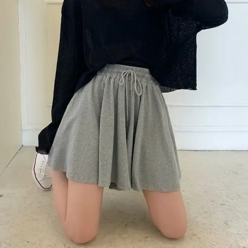 High Waisted A-line Half Length Skirt Pants for Female Students, Versatile and Slim Elastic Waist Wide Leg Y2k Short Skirt Pants