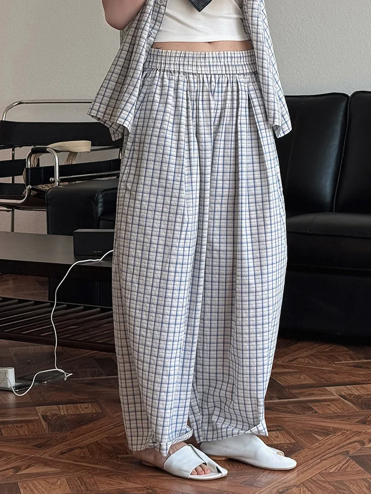 [EAM] High Elastic Waist Blue Plaid Brief Casual Wide Leg Pants New Trousers Women Fashion Tide Spring Autumn 2026 1DJ0747