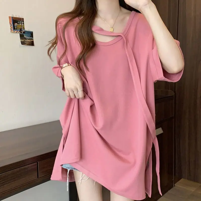 

Mid length split short sleeved T-shirt for women's summer new loose and slimming oversized design with a sense of niche base top